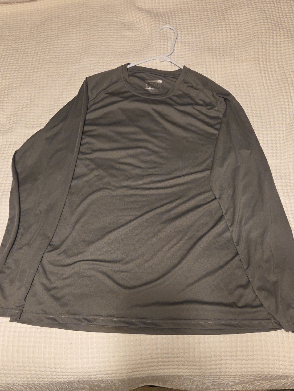 Men's Long-Sleeve Performance Shirt - Gray